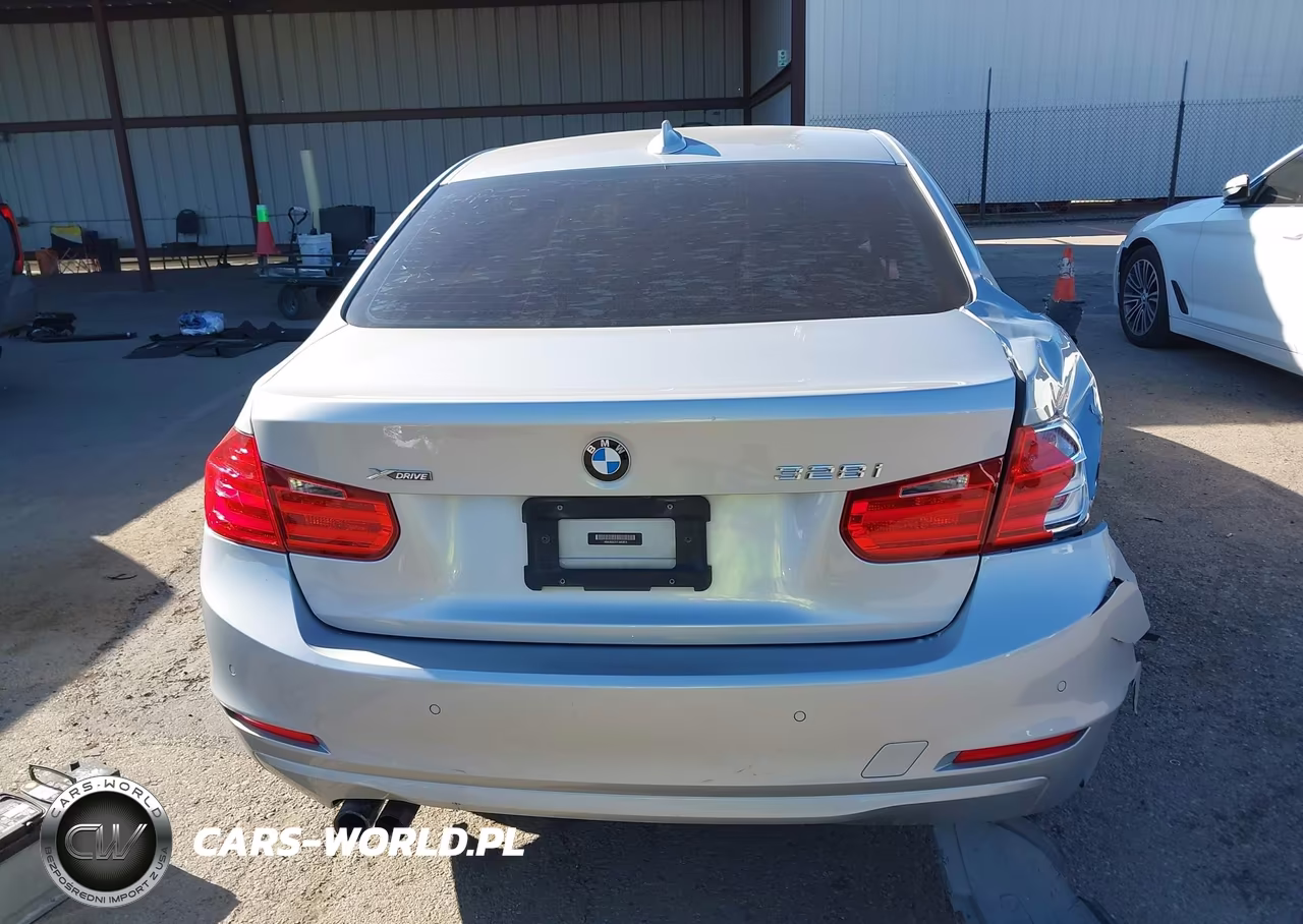 2015 BMW 328I xDrive VIN:WBA3B3C51FJ983819 - 17