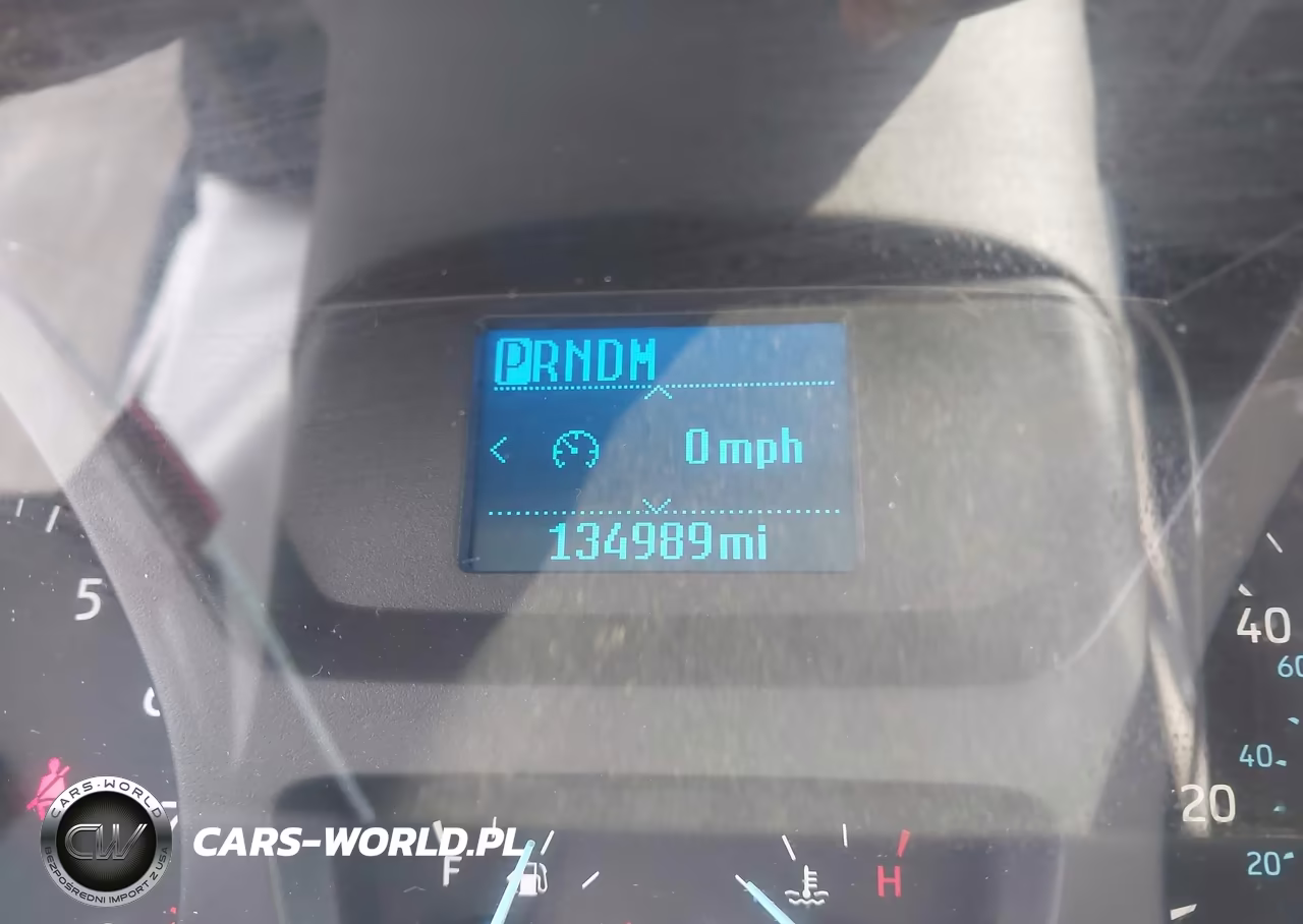 2017 Ford Transit-150 VIN:1FTYE2YMXHKB55453 - 16