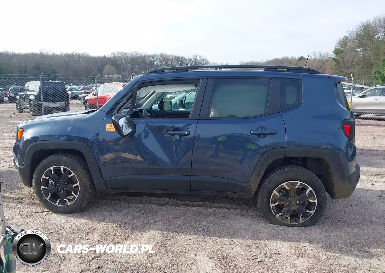 2023 Jeep Renegade Upland 4X4 VIN:ZACNJDB18PPP59822 - 13