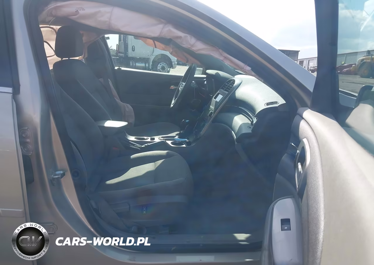 2014 Chevrolet Malibu 1Ls VIN:1G11B5SL8EF268021 - 5