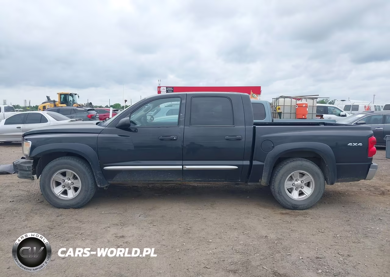 2008 Dodge Dakota Laramie VIN:1D7HW58N88S602682 - 15