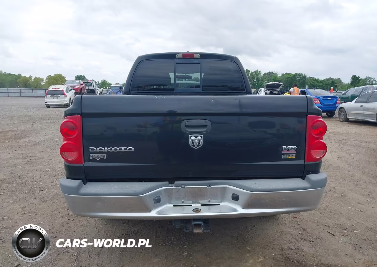 2008 Dodge Dakota Laramie VIN:1D7HW58N88S602682 - 17