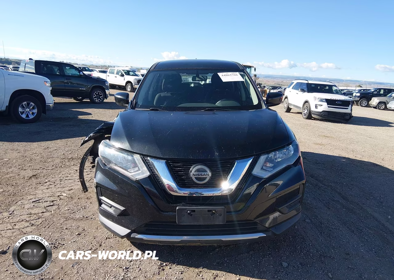 2018 Nissan Rogue S VIN:KNMAT2MV7JP514529 - 13