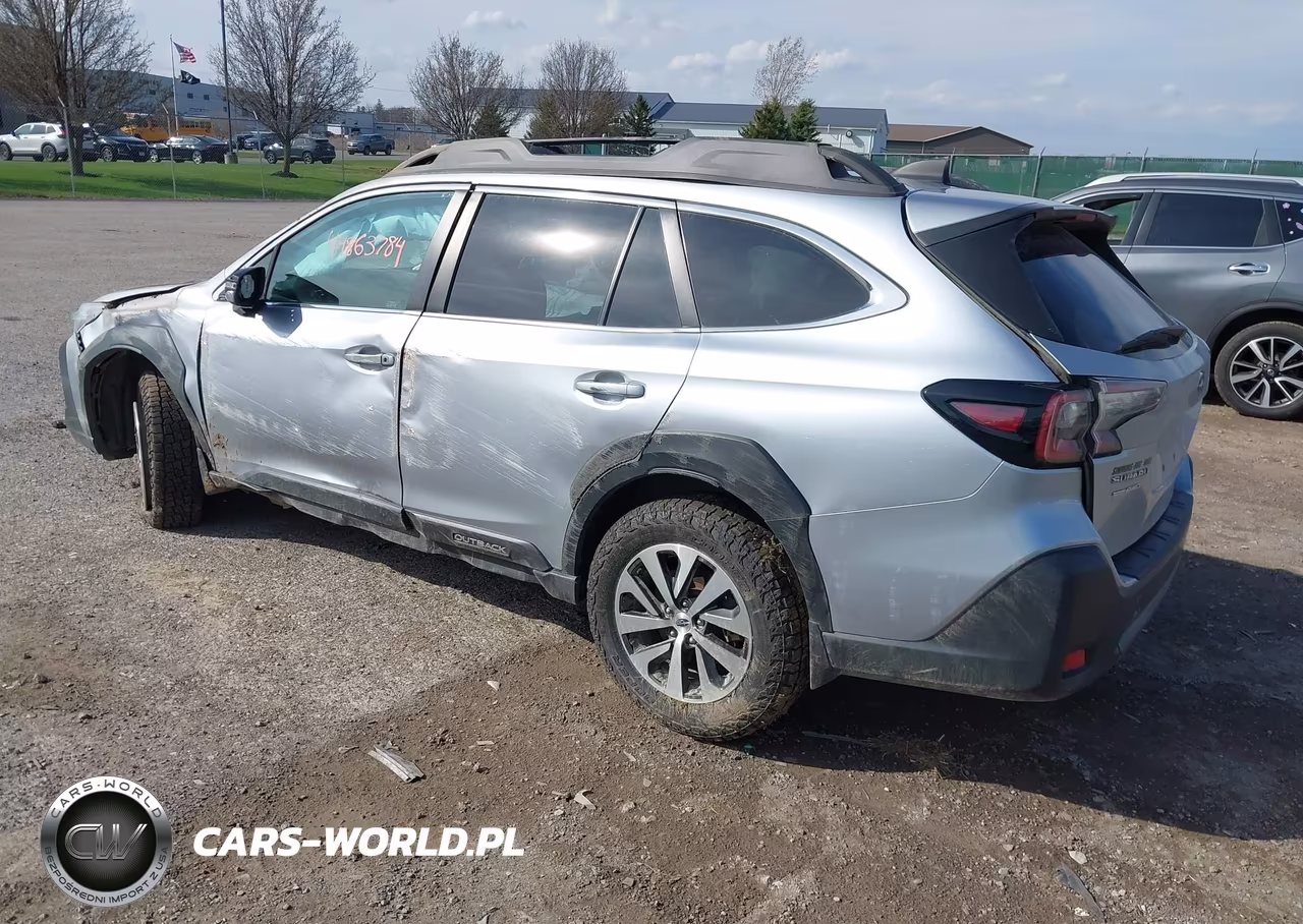 2025 Subaru Outback Premium VIN:4S4BTAFC8S3130693 - 3