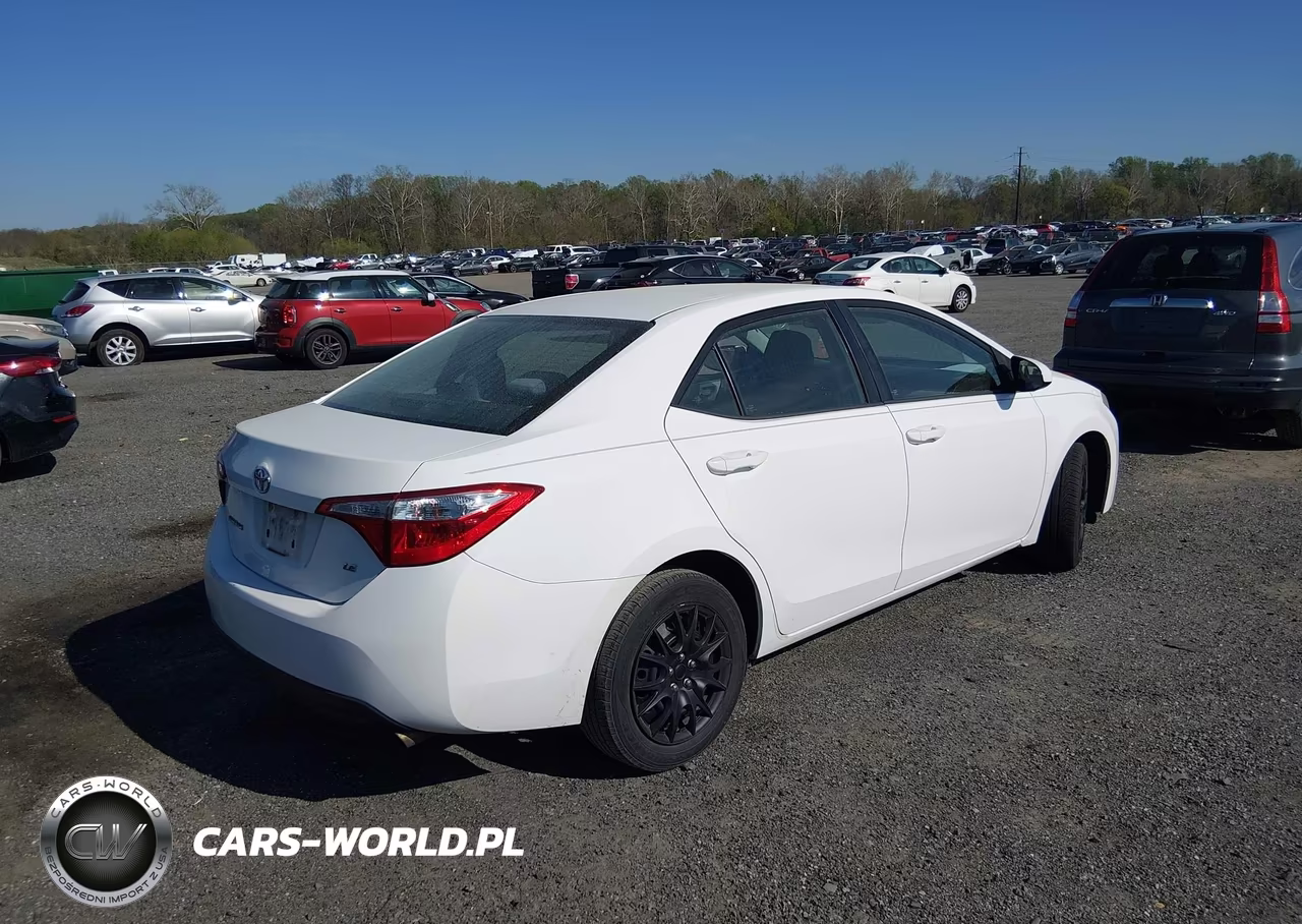 2016 Toyota Corolla Le VIN:2T1BURHEXGC708306 - 4