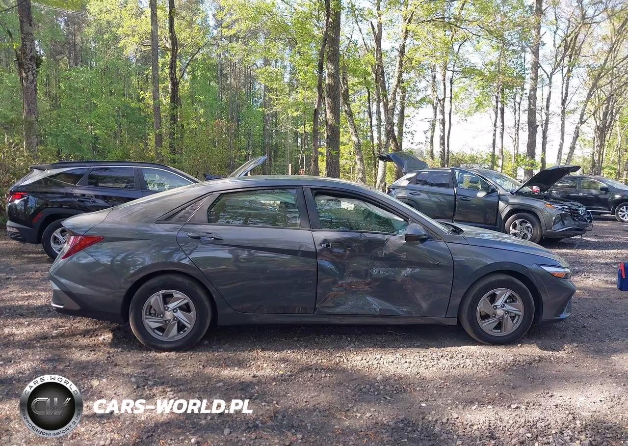 2024 Hyundai Elantra Se VIN:KMHLL4DG1RU839627 - 13