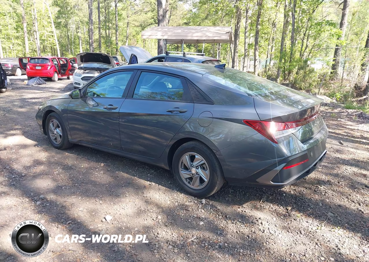 2024 Hyundai Elantra Se VIN:KMHLL4DG1RU839627 - 3