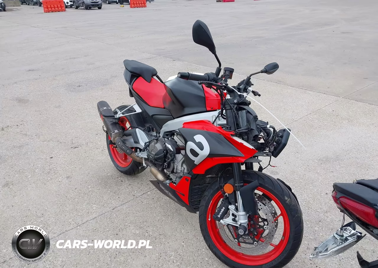2022 Aprilia Tuono 660