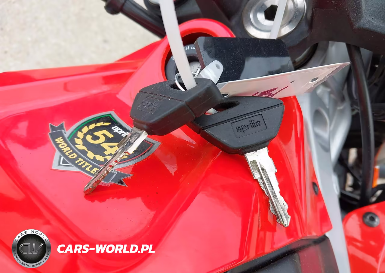 2022 Aprilia Tuono 660 VIN:ZD4KSUL07NS000177 - 11