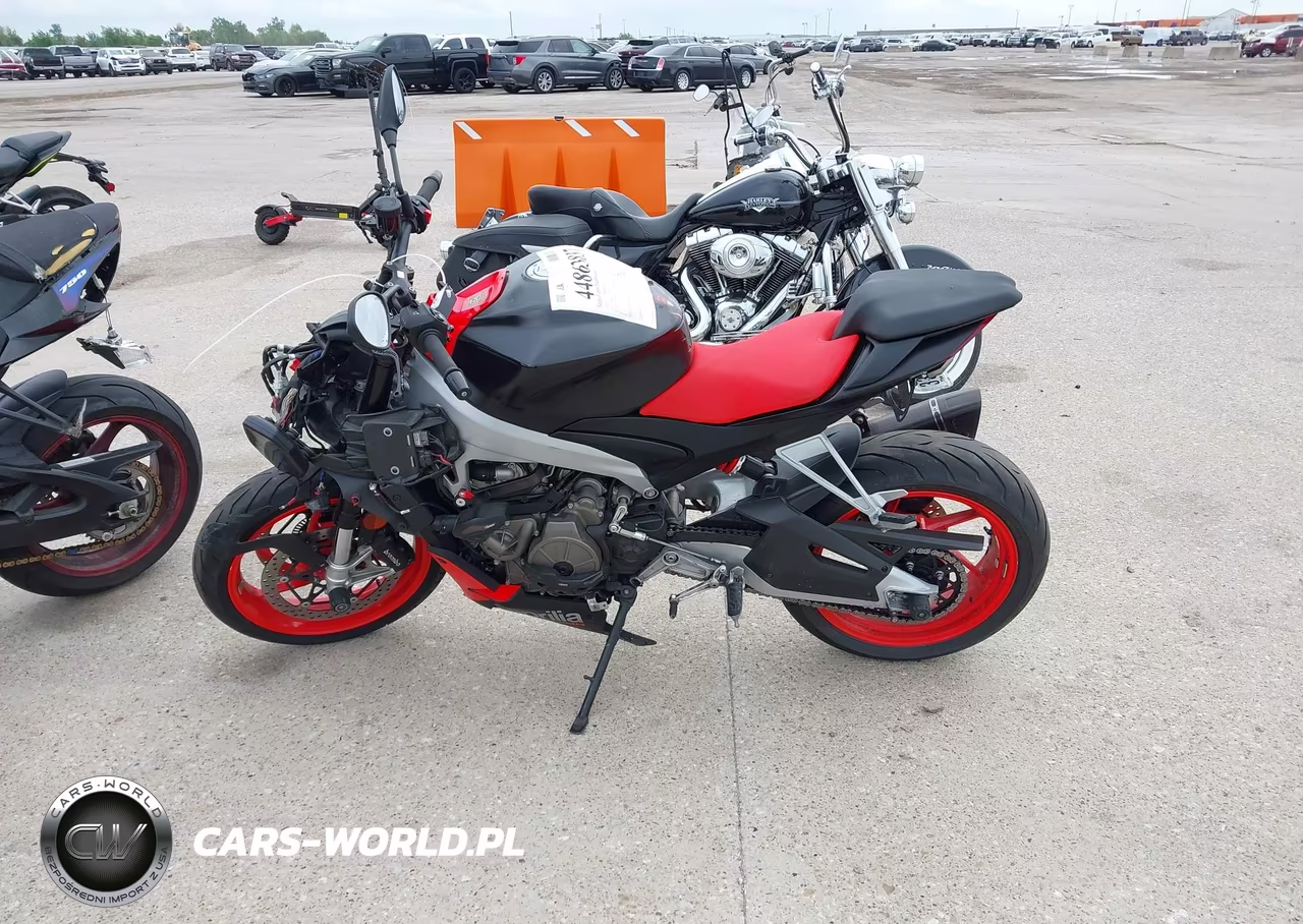 2022 Aprilia Tuono 660 VIN:ZD4KSUL07NS000177 - 13
