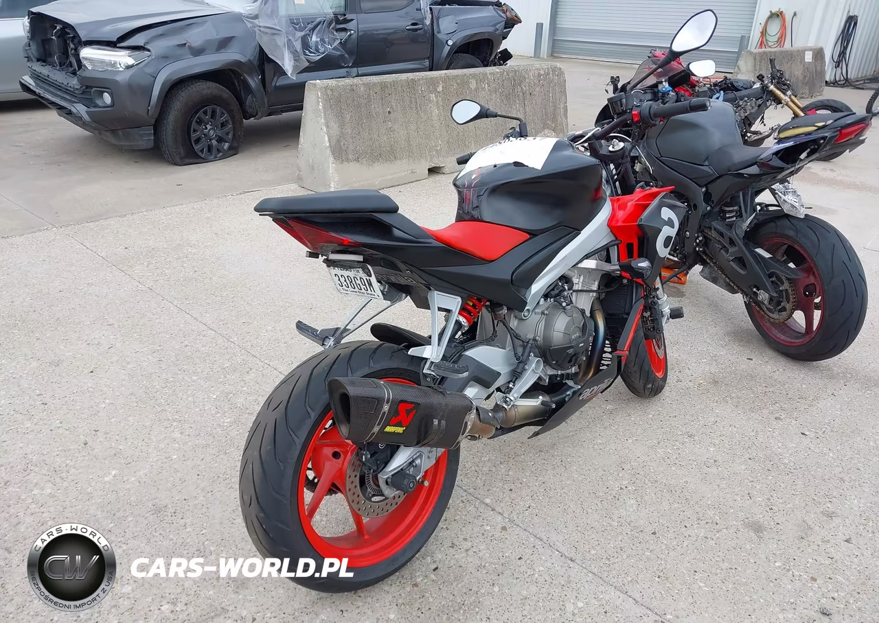 2022 Aprilia Tuono 660 VIN:ZD4KSUL07NS000177 - 4