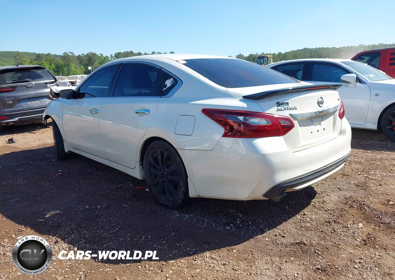 2017 Nissan Altima 2.5 Sr VIN:1N4AL3AP1HC296073 - 3