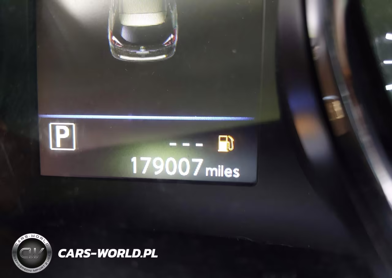2019 Nissan Rogue S VIN:JN8AT2MT5KW266145 - 15