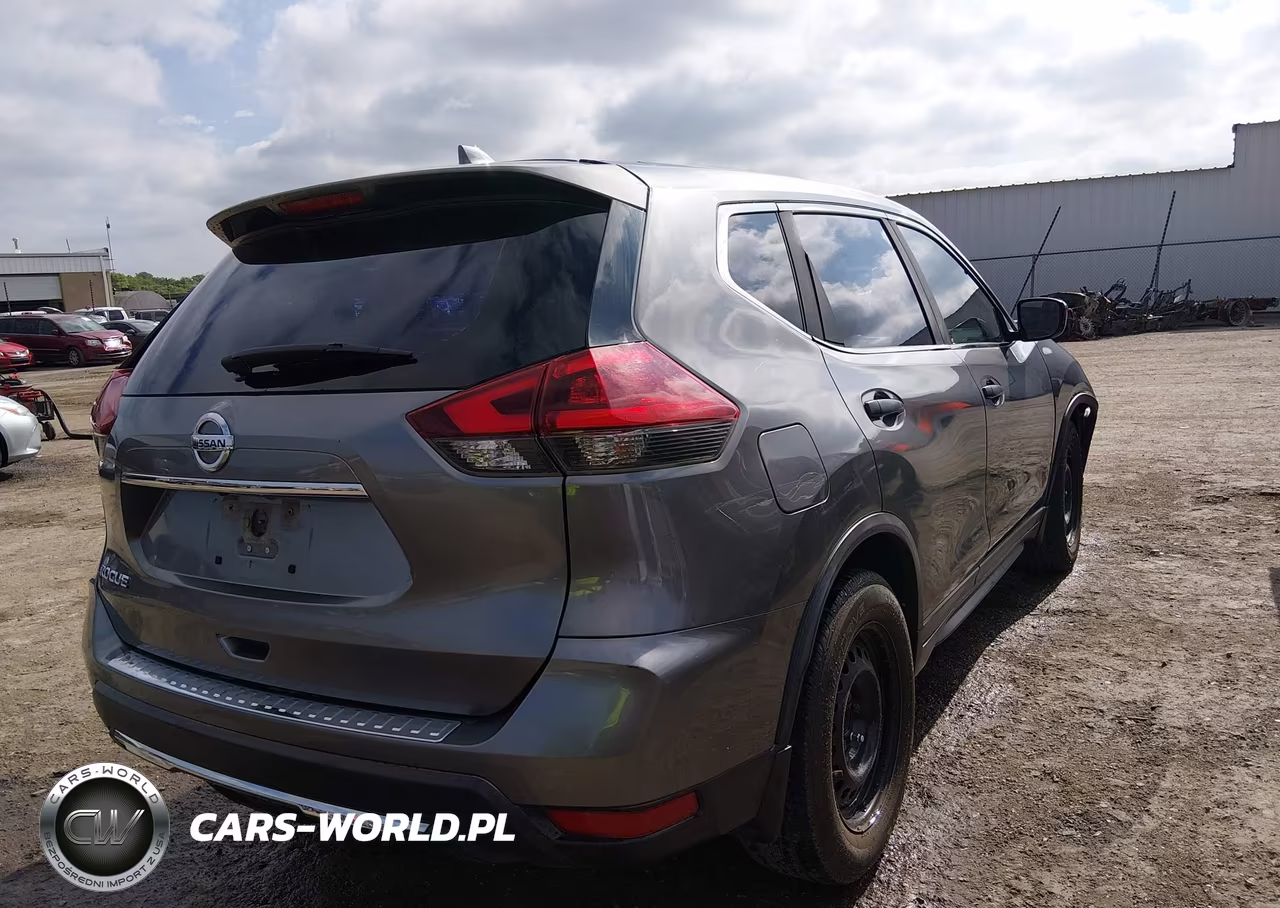 2019 Nissan Rogue S VIN:JN8AT2MT5KW266145 - 4