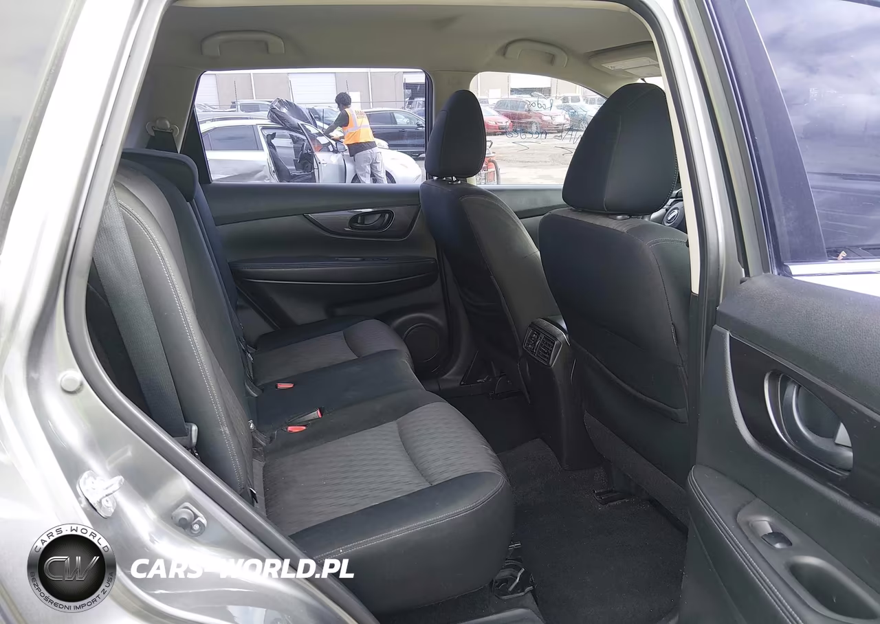2019 Nissan Rogue S VIN:JN8AT2MT5KW266145 - 8
