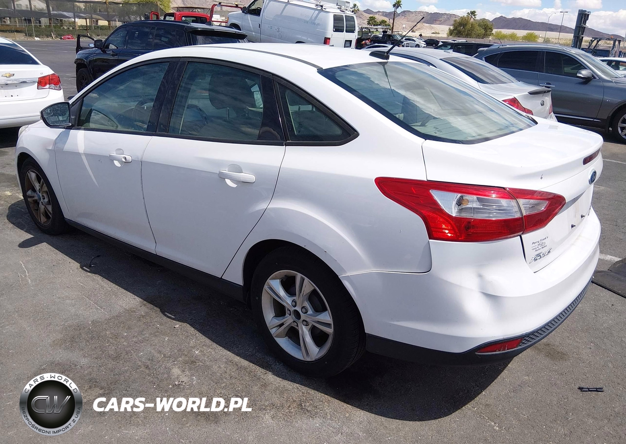 2013 Ford Focus Se VIN:1FADP3F27DL188808 - 3