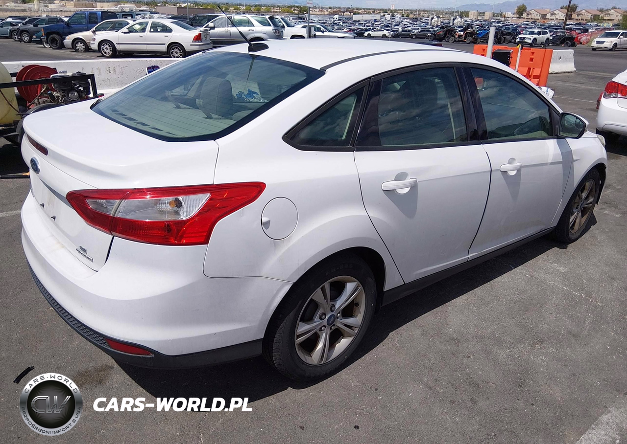 2013 Ford Focus Se VIN:1FADP3F27DL188808 - 4