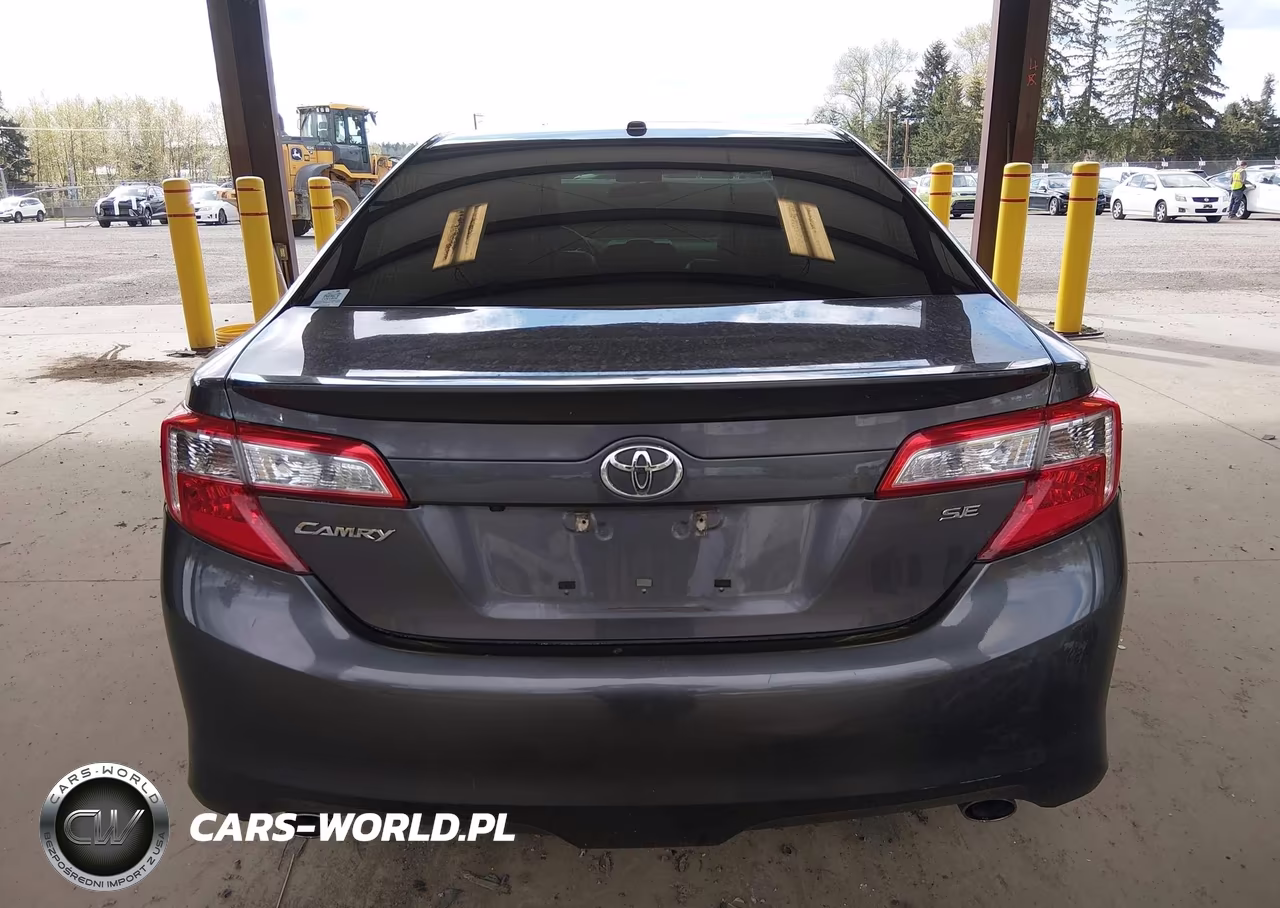 2014 Toyota Camry Se V6 VIN:4T1BK1FK9EU548933 - 17