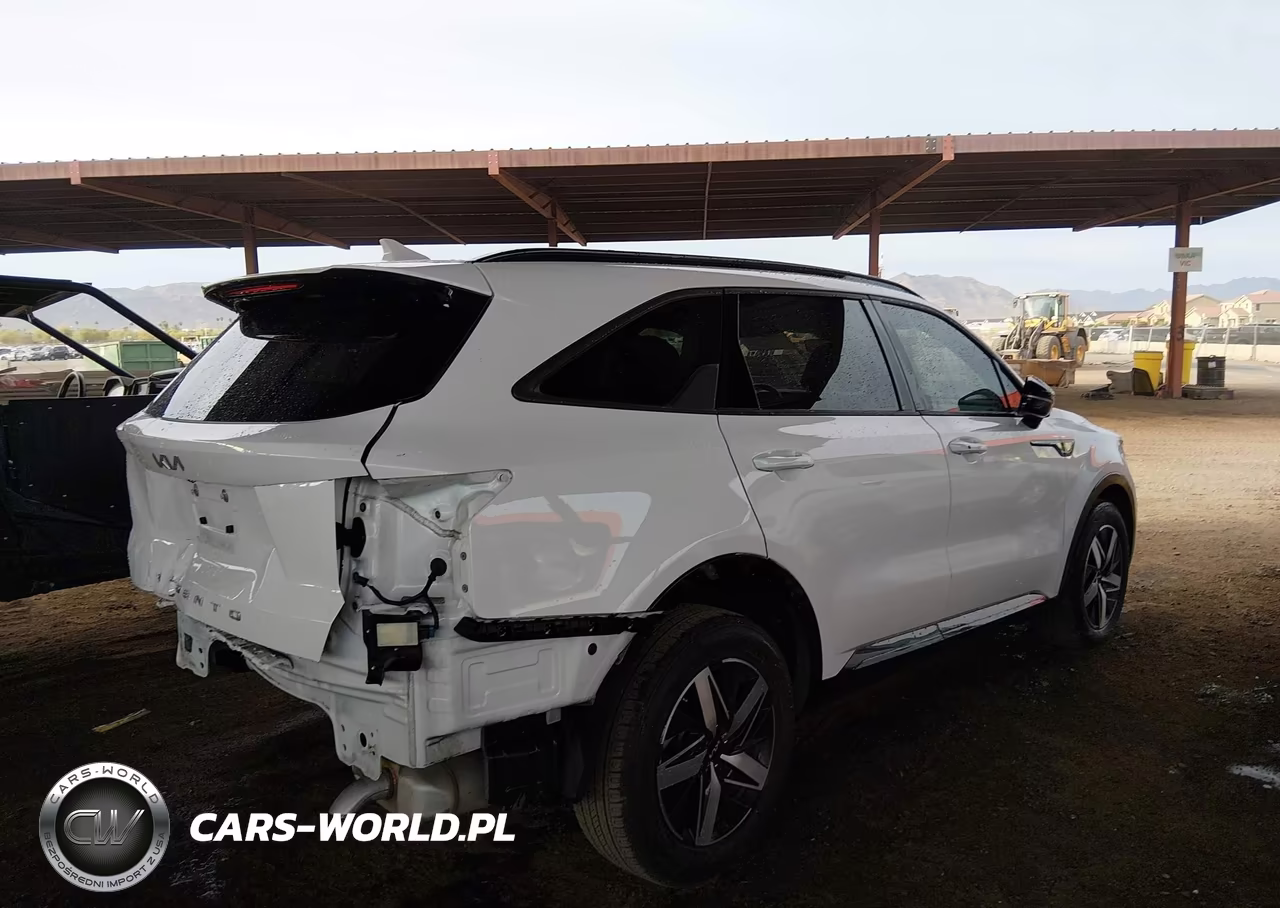 2022 Kia Sorento S VIN:5XYRL4LC9NG162741 - 4