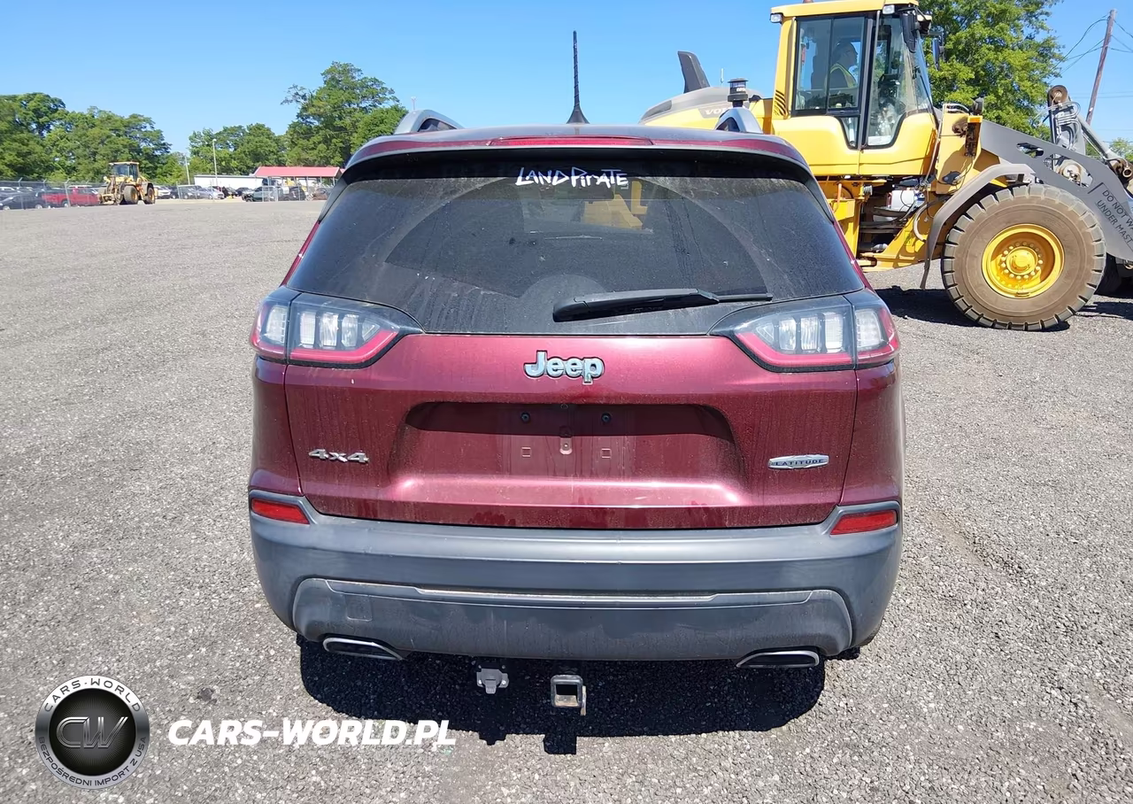 2019 Jeep Cherokee Latitude 4X4 VIN:1C4PJMCX4KD233418 - 16