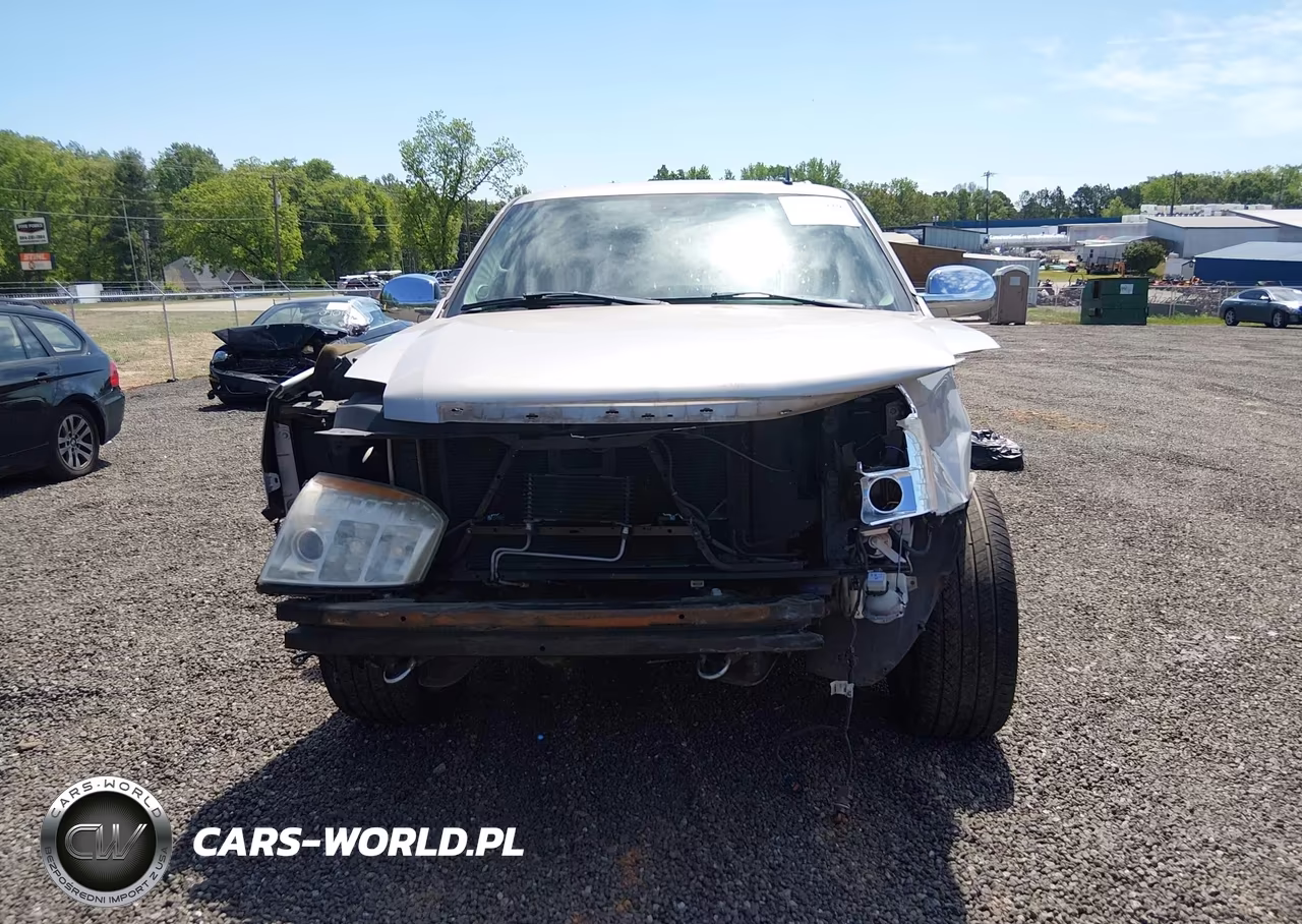 2007 Cadillac Escalade Standard VIN:1GYEC63807R426336 - 13