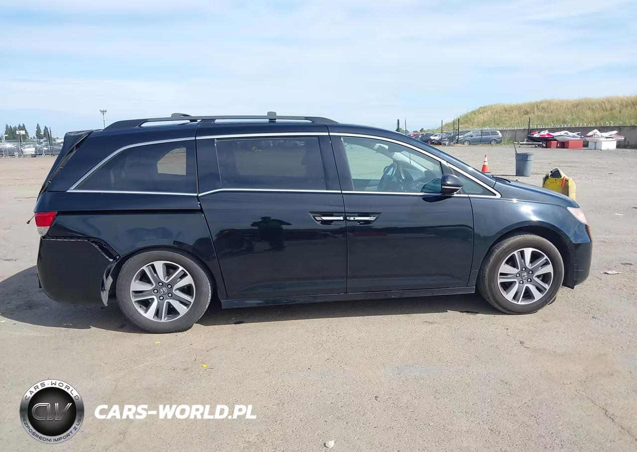 2015 Honda Odyssey Touring-Touring Elite VIN:5FNRL5H97FB045994 - 13