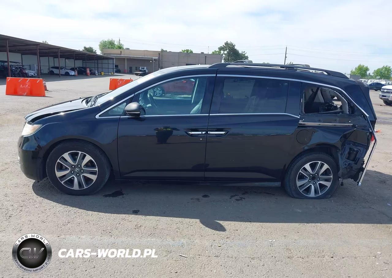 2015 Honda Odyssey Touring-Touring Elite VIN:5FNRL5H97FB045994 - 14
