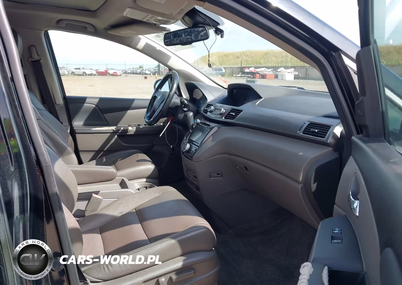 2015 Honda Odyssey Touring-Touring Elite VIN:5FNRL5H97FB045994 - 5