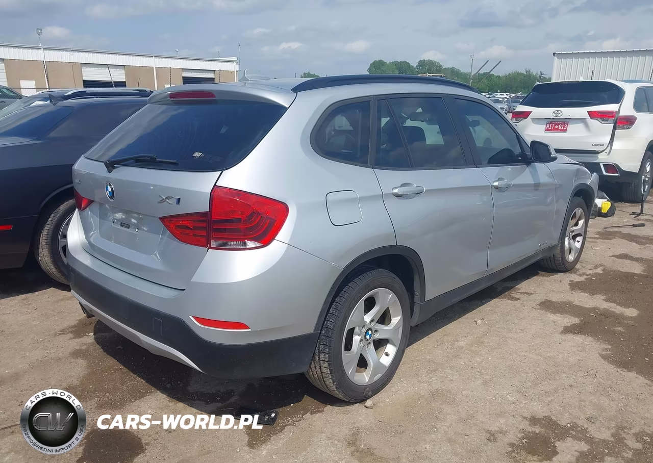 2013 BMW X1 Sdrive28I VIN:WBAVM1C5XDVW44294 - 4