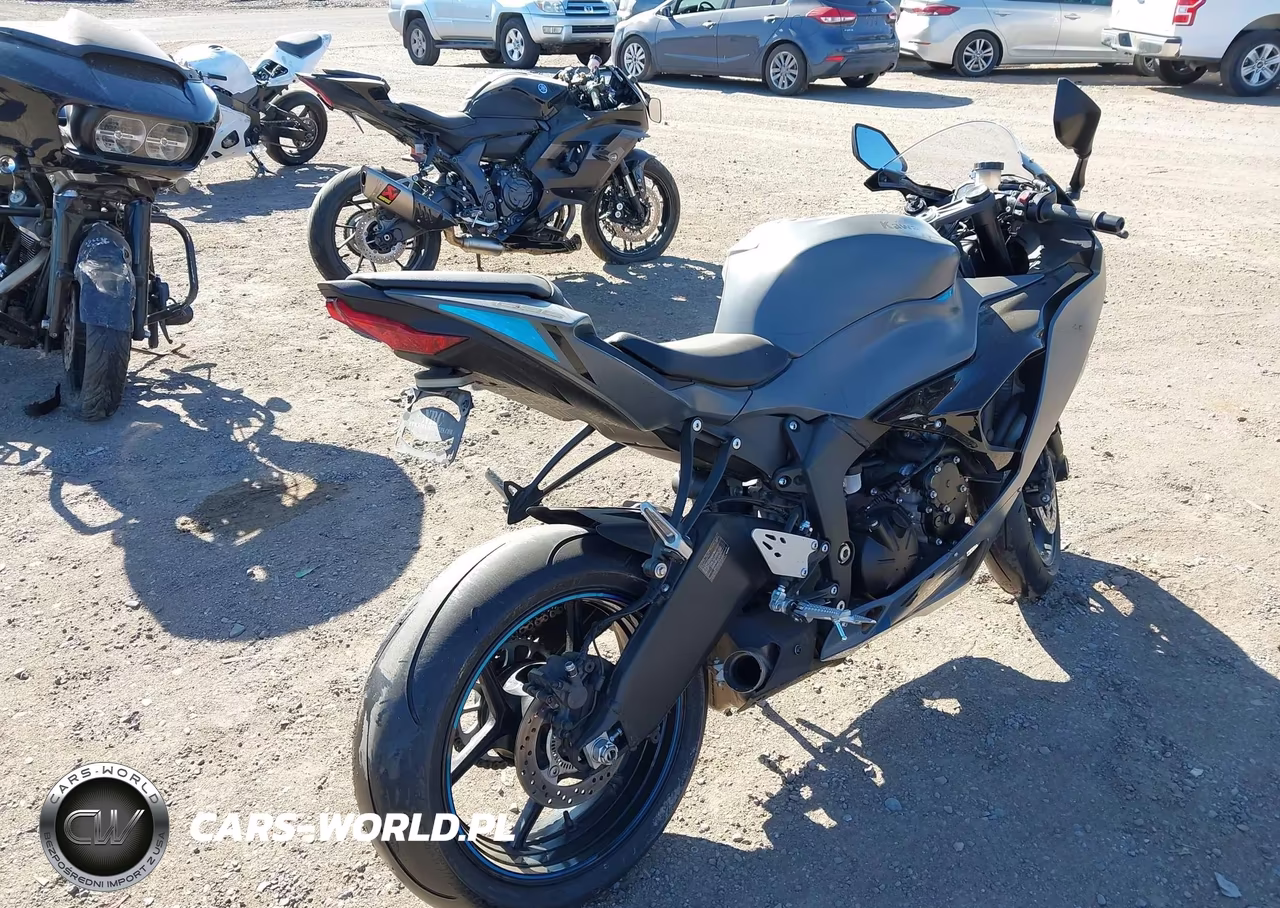 2025 Kawasaki Zx636 K VIN:JKBZXJJ13SA023940 - 4