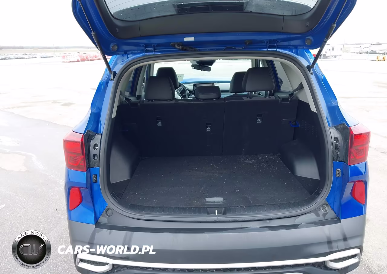 2023 Kia Seltos S VIN:KNDEU2AA8P7437713 - 16