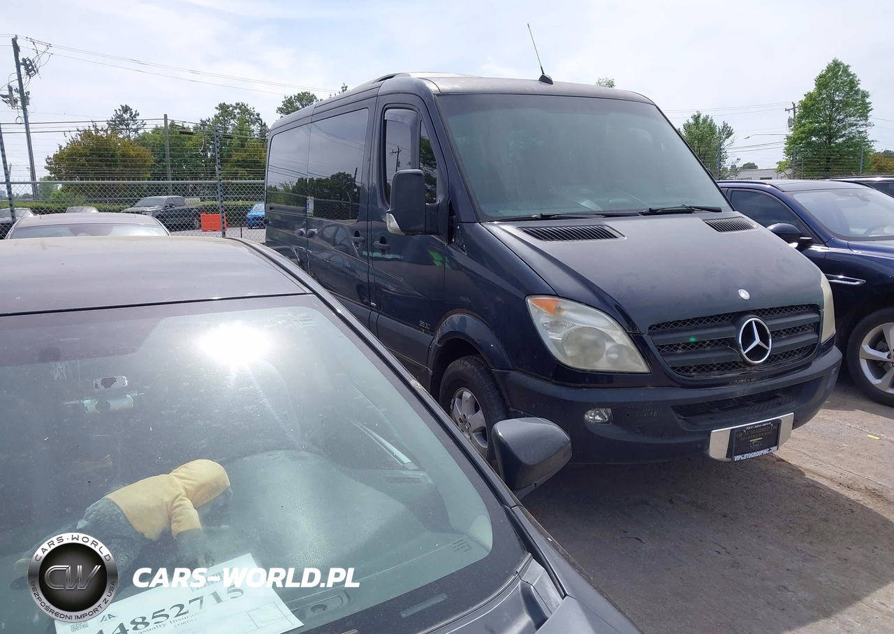 2011 Mercedes-Benz Sprinter 2500 Normal Roof