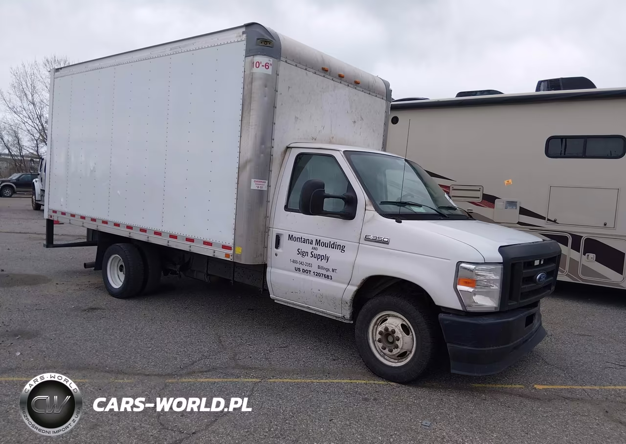 2021 Ford E-350 Cutaway