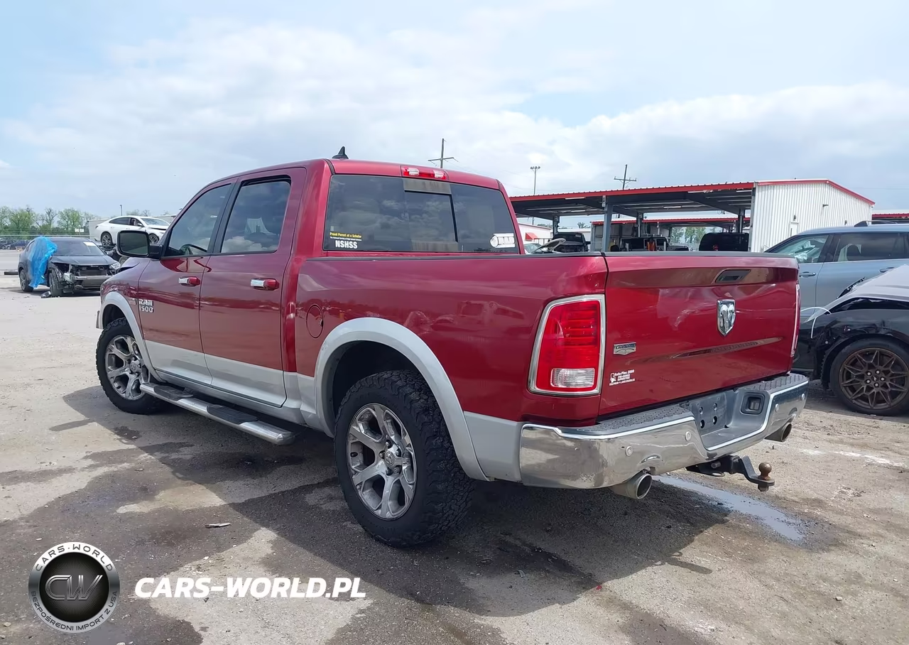 2015 Ram 1500 Laramie VIN:1C6RR6NT5FS565433 - 3