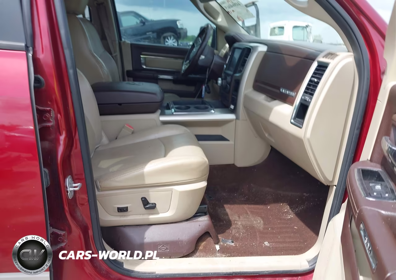 2015 Ram 1500 Laramie VIN:1C6RR6NT5FS565433 - 5