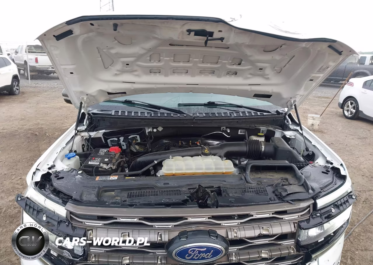 2023 Ford Expedition King Ranch VIN:1FMJU1P85PEA48810 - 10