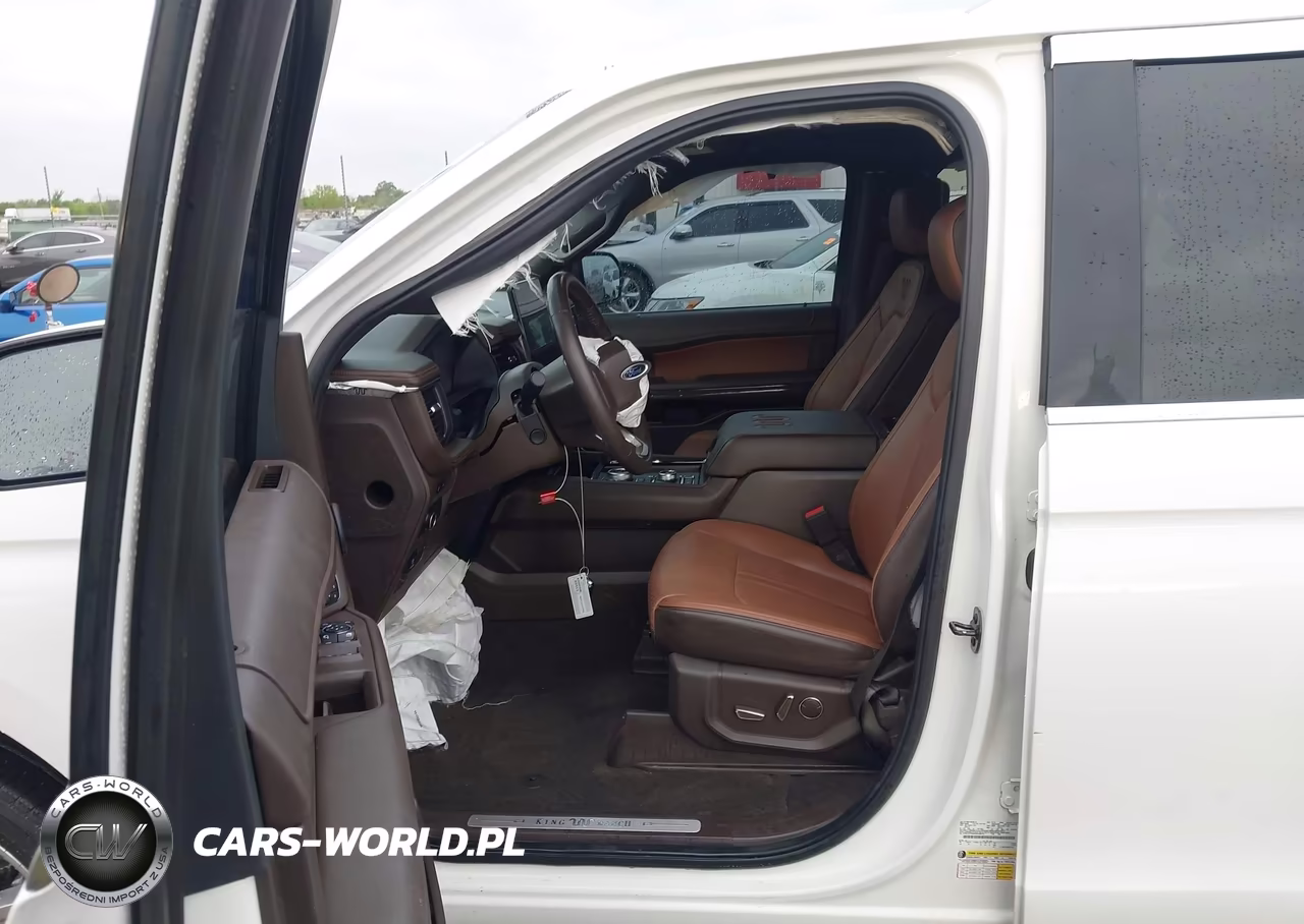 2023 Ford Expedition King Ranch VIN:1FMJU1P85PEA48810 - 18