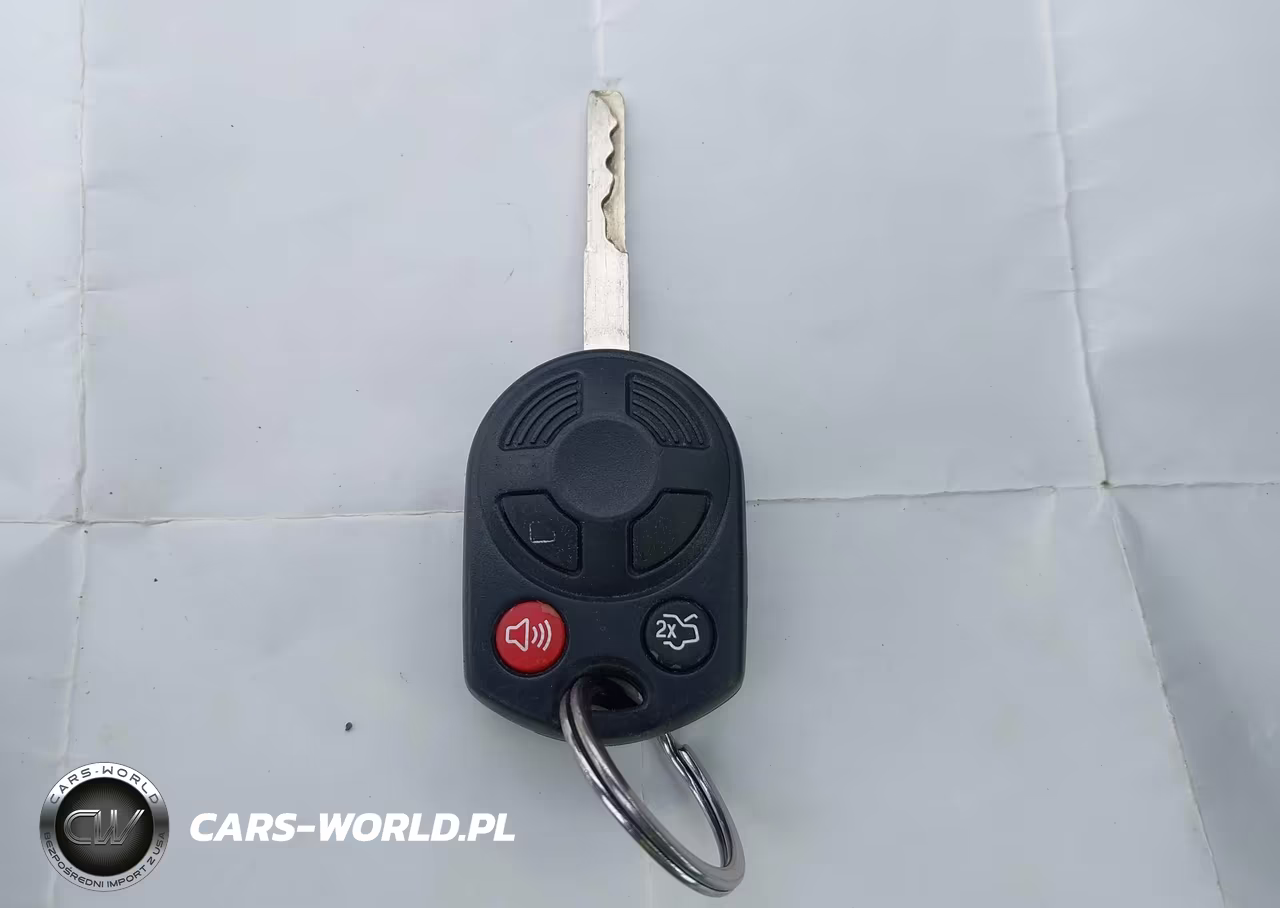 2018 Ford Focus Se VIN:1FADP3F25JL308049 - 11