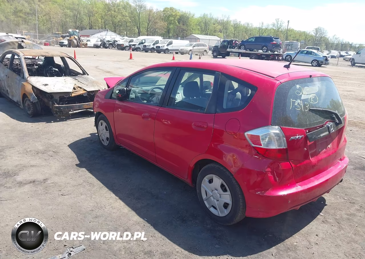 2012 Honda Fit VIN:JHMGE8H39CC033447 - 3