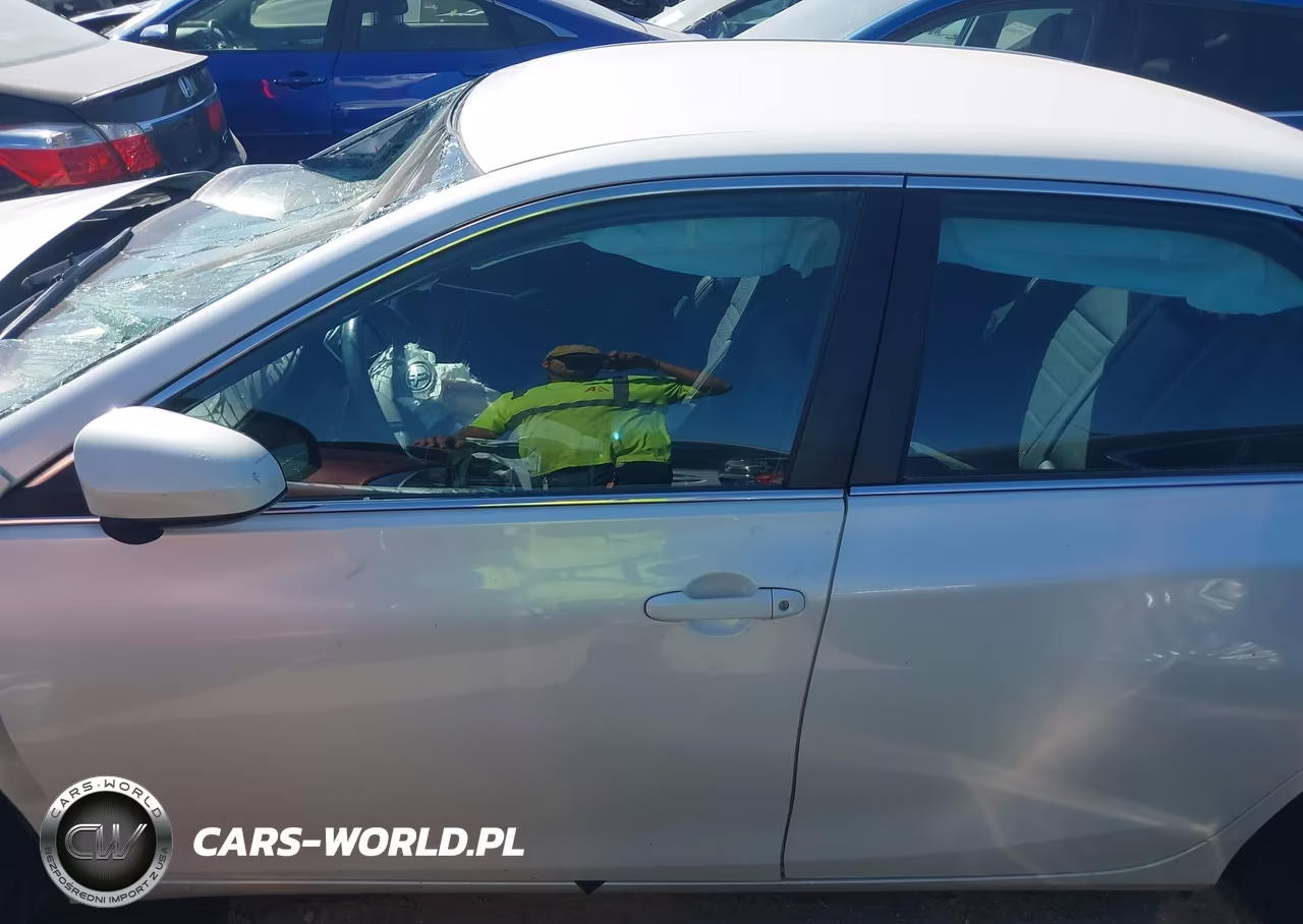 2017 Toyota Camry Se VIN:4T1BF1FK4HU441099 - 14