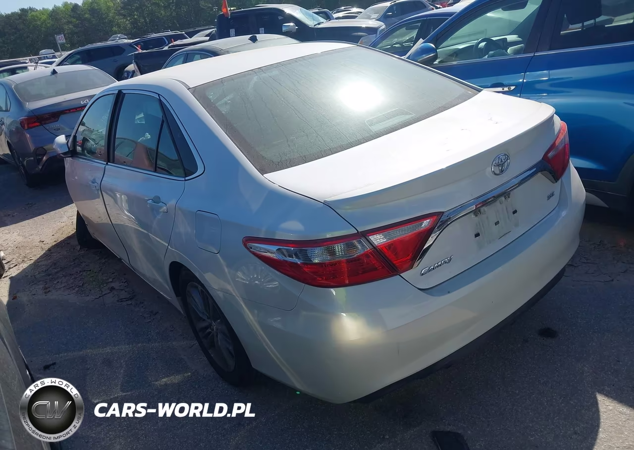 2017 Toyota Camry Se VIN:4T1BF1FK4HU441099 - 3