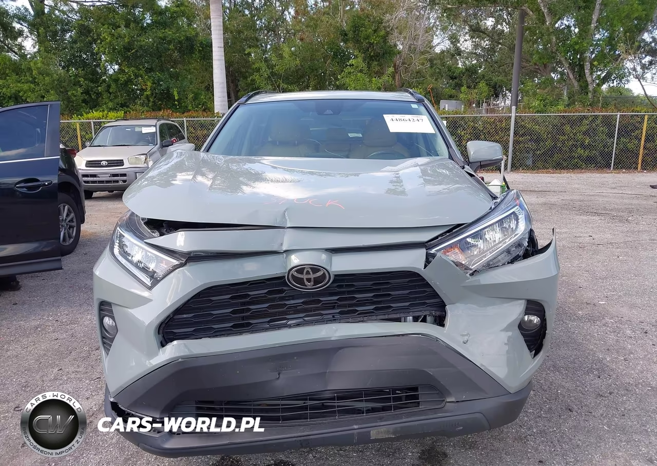 2020 Toyota Rav4 Xle Premium VIN:2T3C1RFV7LC070159 - 12