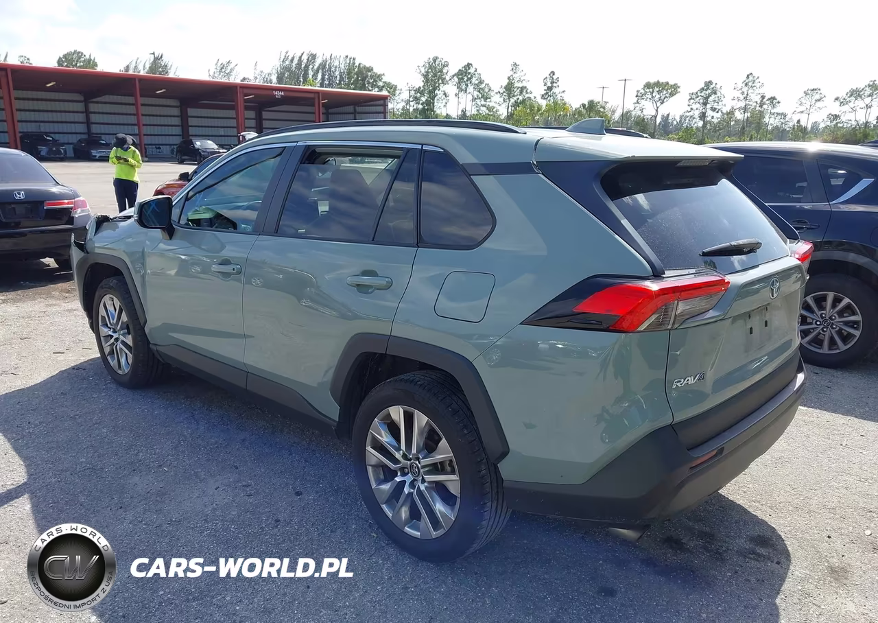 2020 Toyota Rav4 Xle Premium VIN:2T3C1RFV7LC070159 - 3