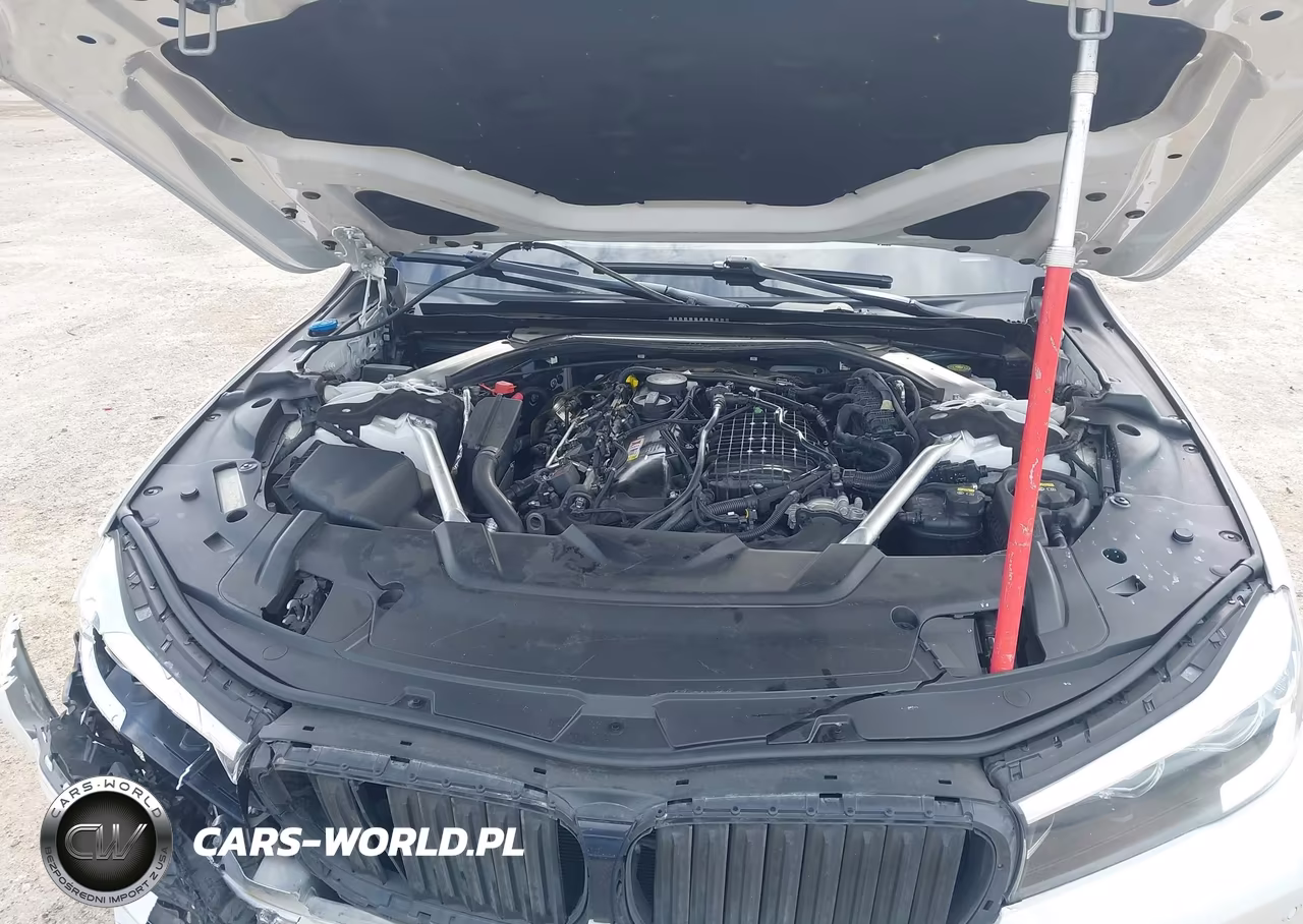 2019 BMW 740I VIN:WBA7E2C5XKB217076 - 10