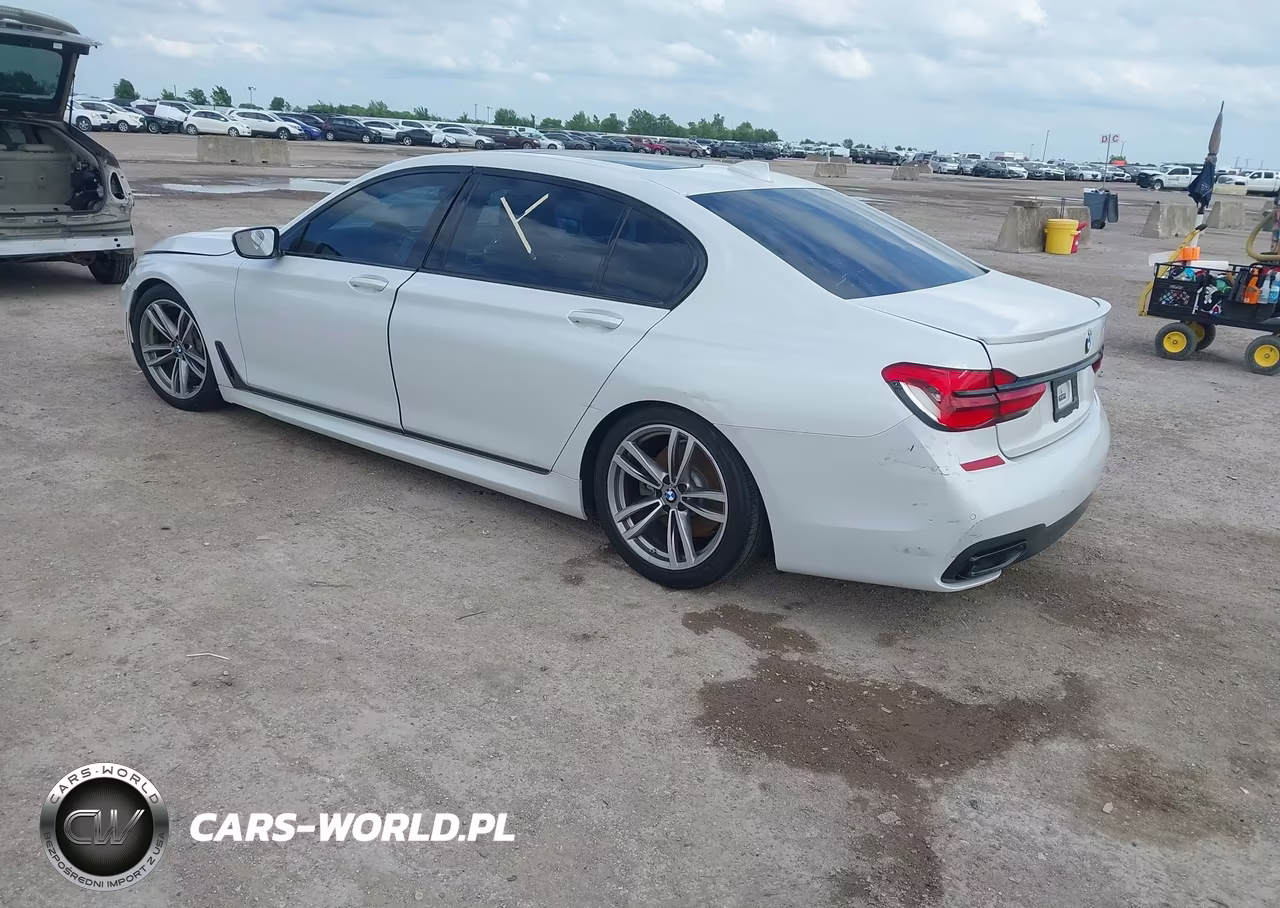 2019 BMW 740I VIN:WBA7E2C5XKB217076 - 3