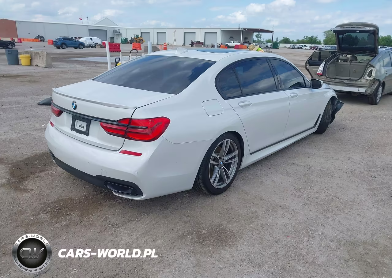 2019 BMW 740I VIN:WBA7E2C5XKB217076 - 4