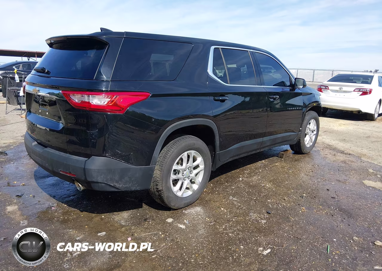 2020 Chevrolet Traverse Fwd Ls VIN:1GNERFKW4LJ304003 - 4