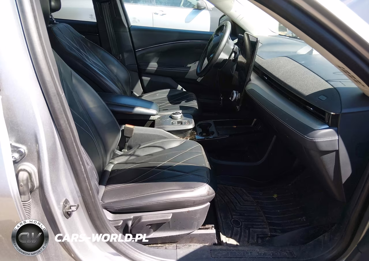 2021 Ford Mustang Mach-E Select VIN:3FMTK1SS9MMA01075 - 5