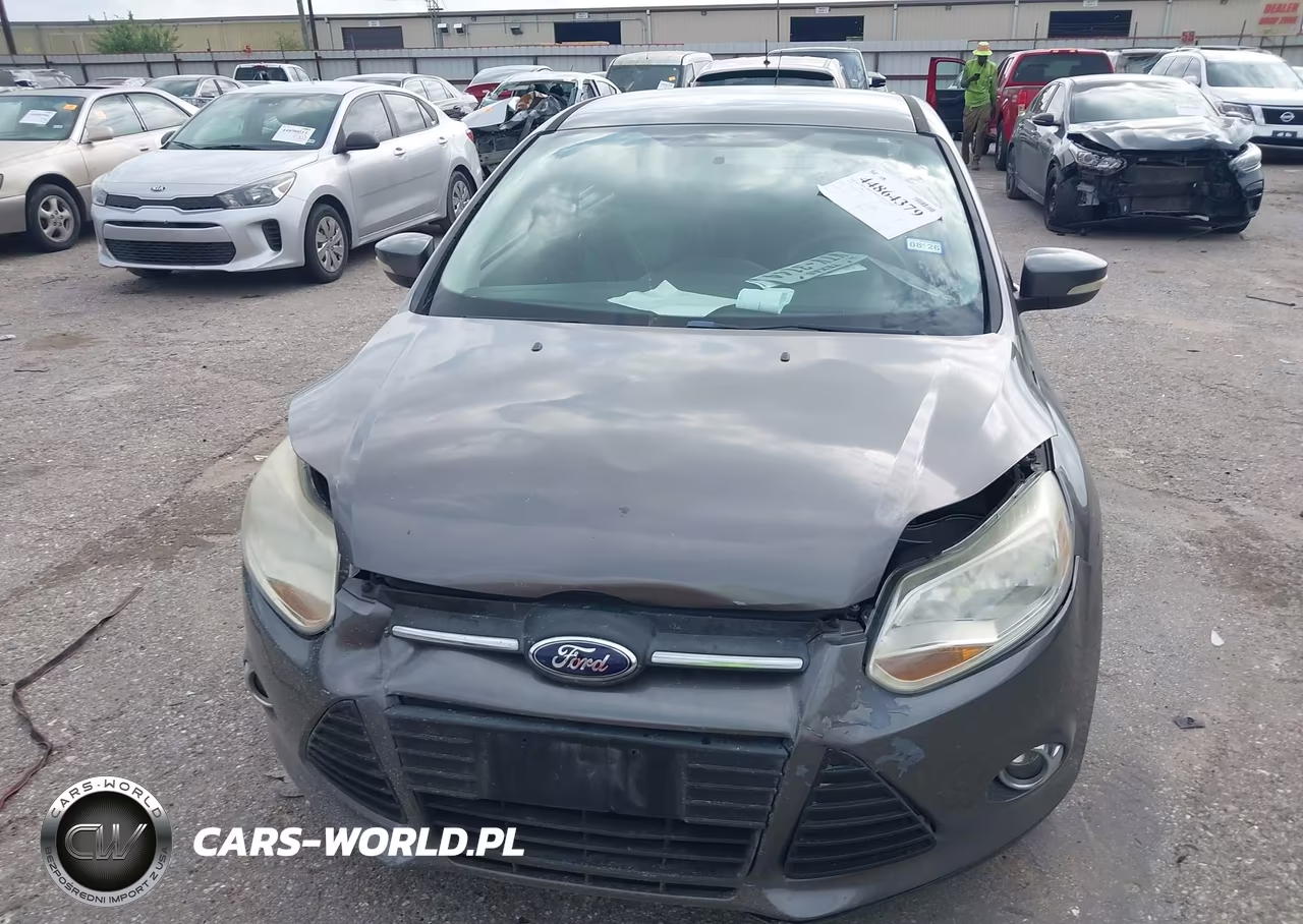 2014 Ford Focus Se VIN:1FADP3F24EL461480 - 6