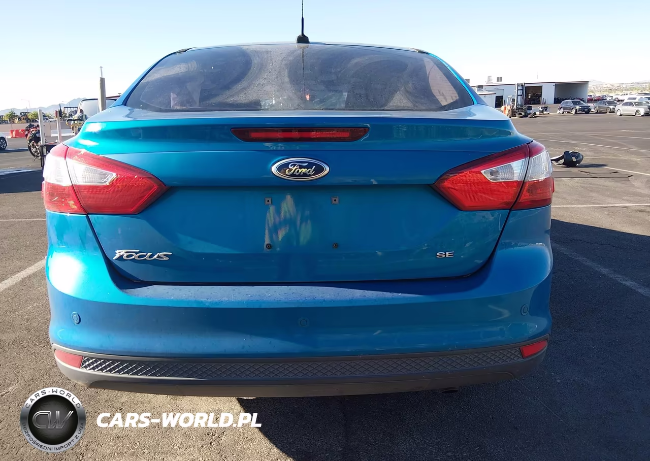 2014 Ford Focus Se VIN:1FADP3F22EL399397 - 17